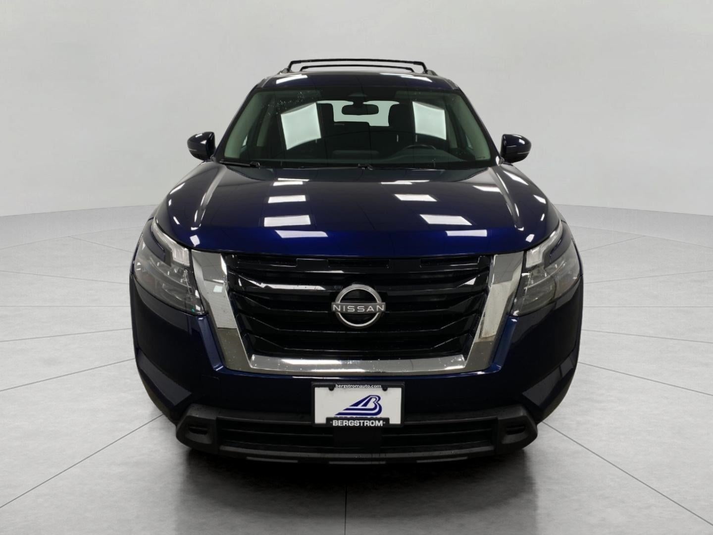 2023 Nissan Pathfinder SV 4WD