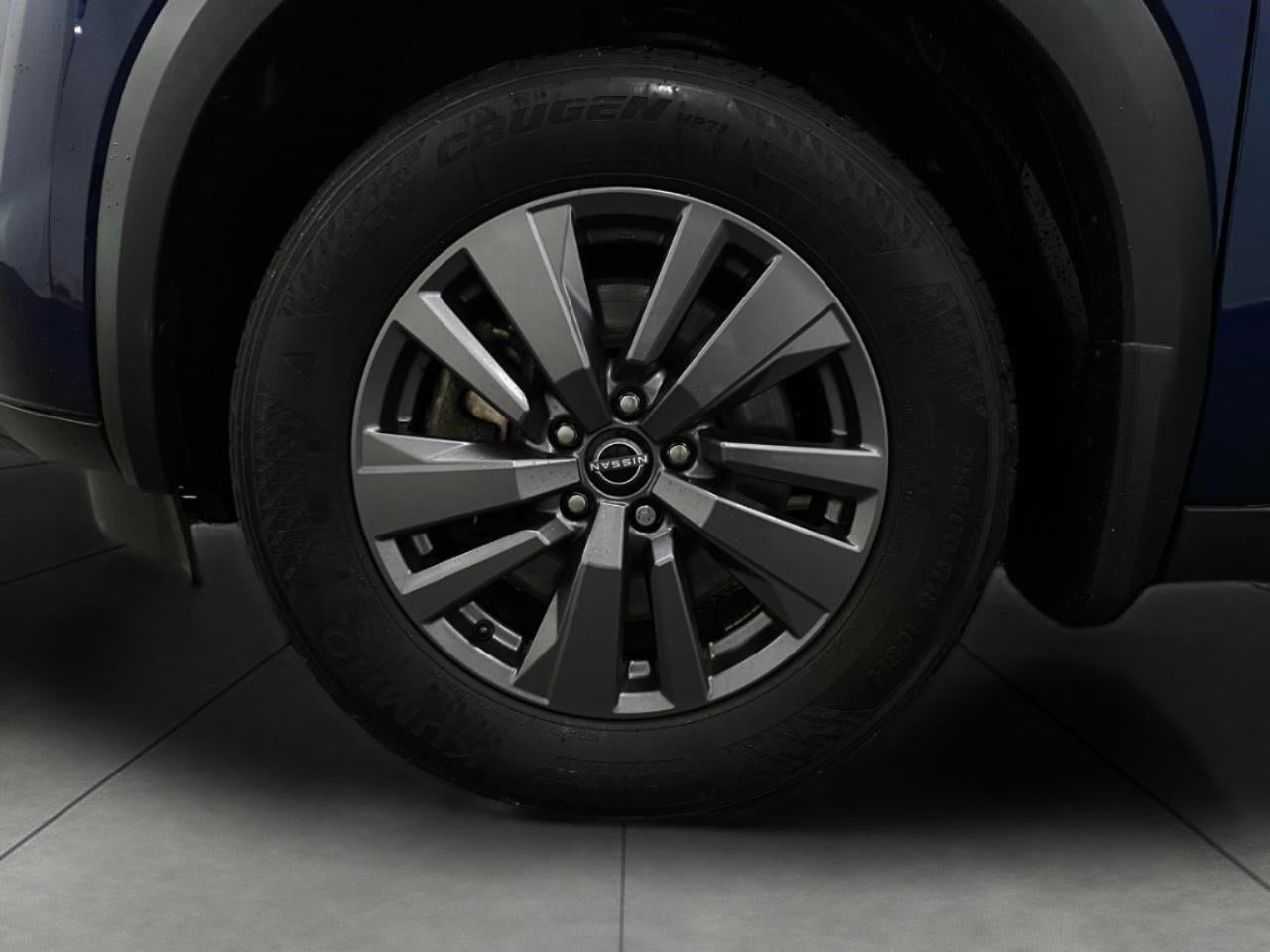 2023 Nissan Pathfinder SV 4WD