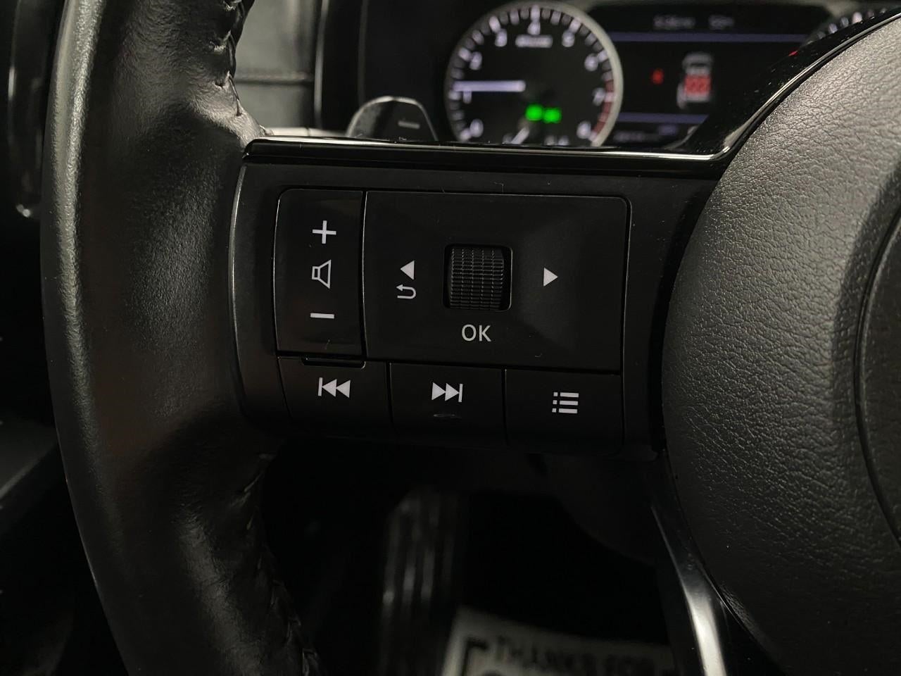 2023 Nissan Pathfinder SV 4WD