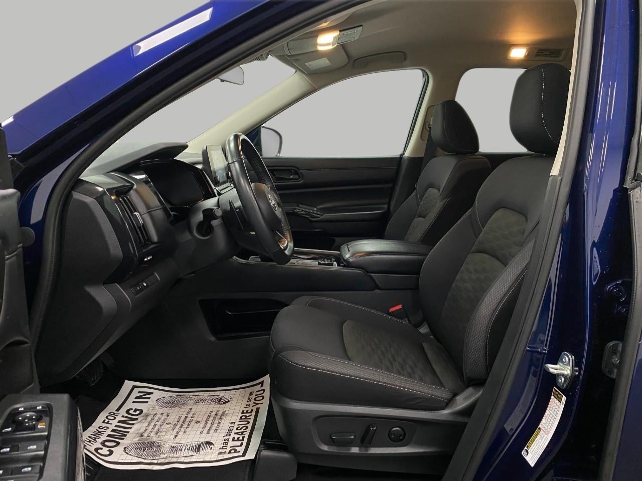2023 Nissan Pathfinder SV 4WD