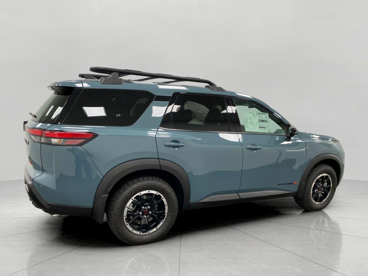 2026 Nissan Pathfinder SV 4WD
