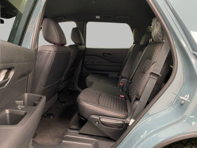 2026 Nissan Pathfinder SV 4WD