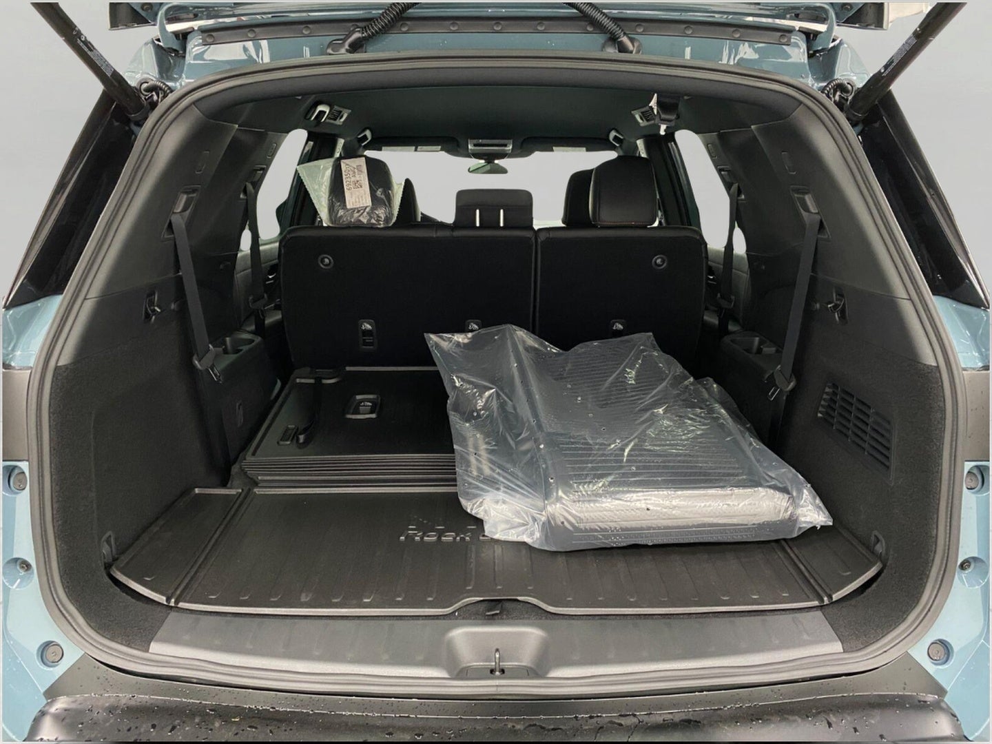 2026 Nissan Pathfinder SV 4WD