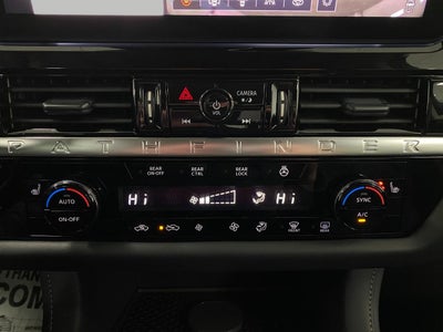 2026 Nissan Pathfinder SL