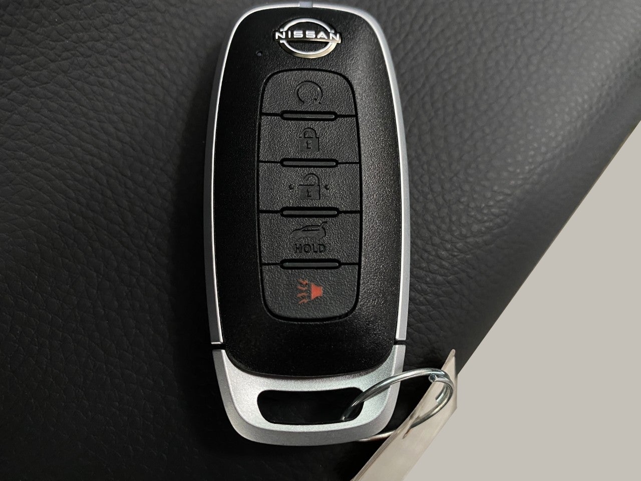 2026 Nissan Pathfinder SL 4WD