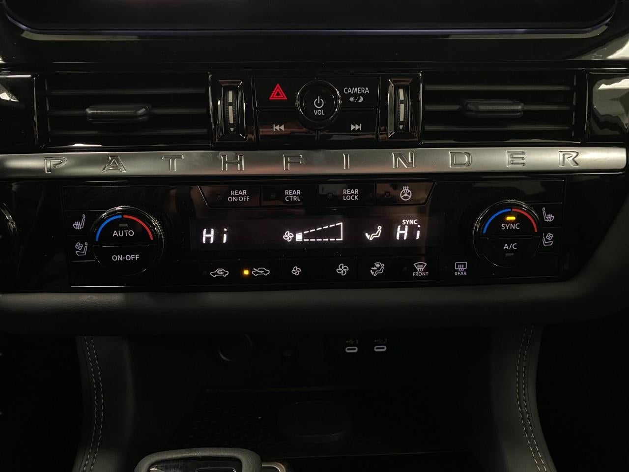 2026 Nissan Pathfinder Platinum 4WD