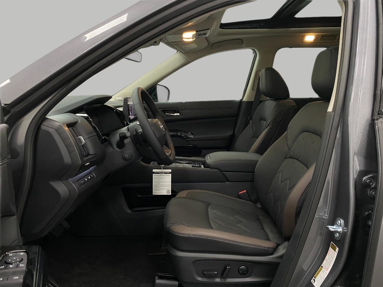 2026 Nissan Pathfinder Platinum 4WD