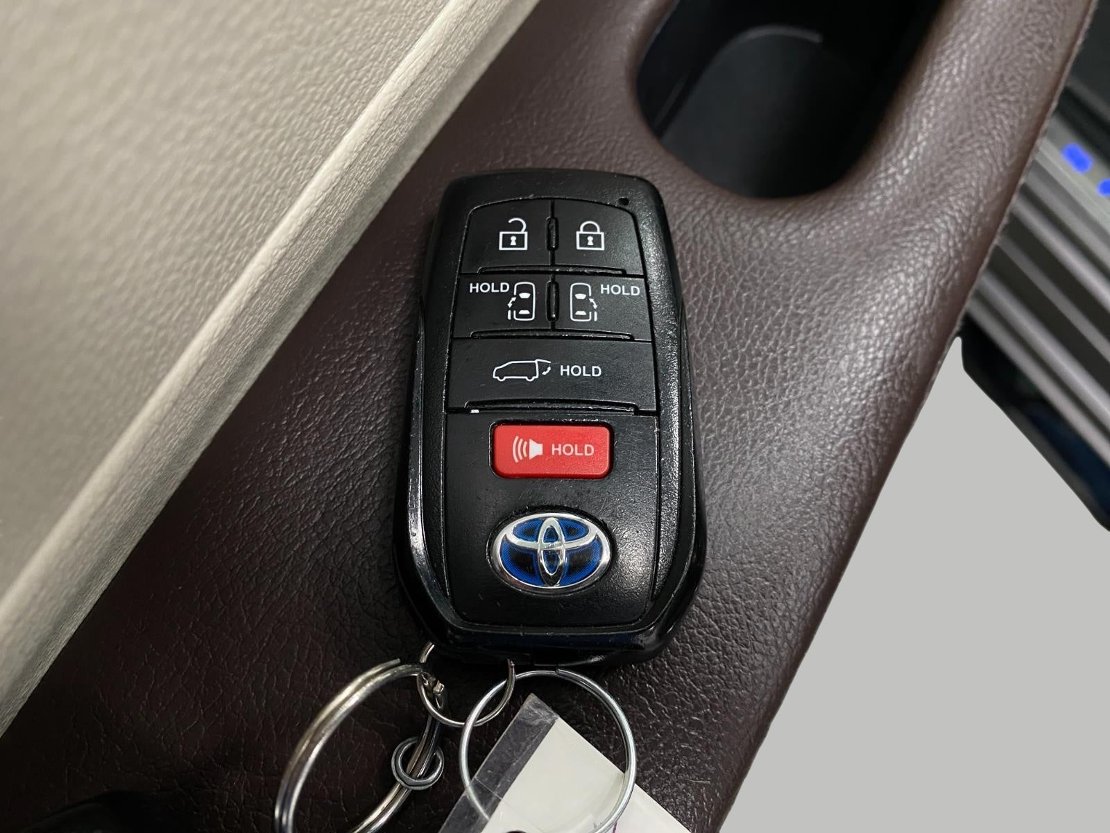 2022 Toyota Sienna Platinum AWD 7-Passenger