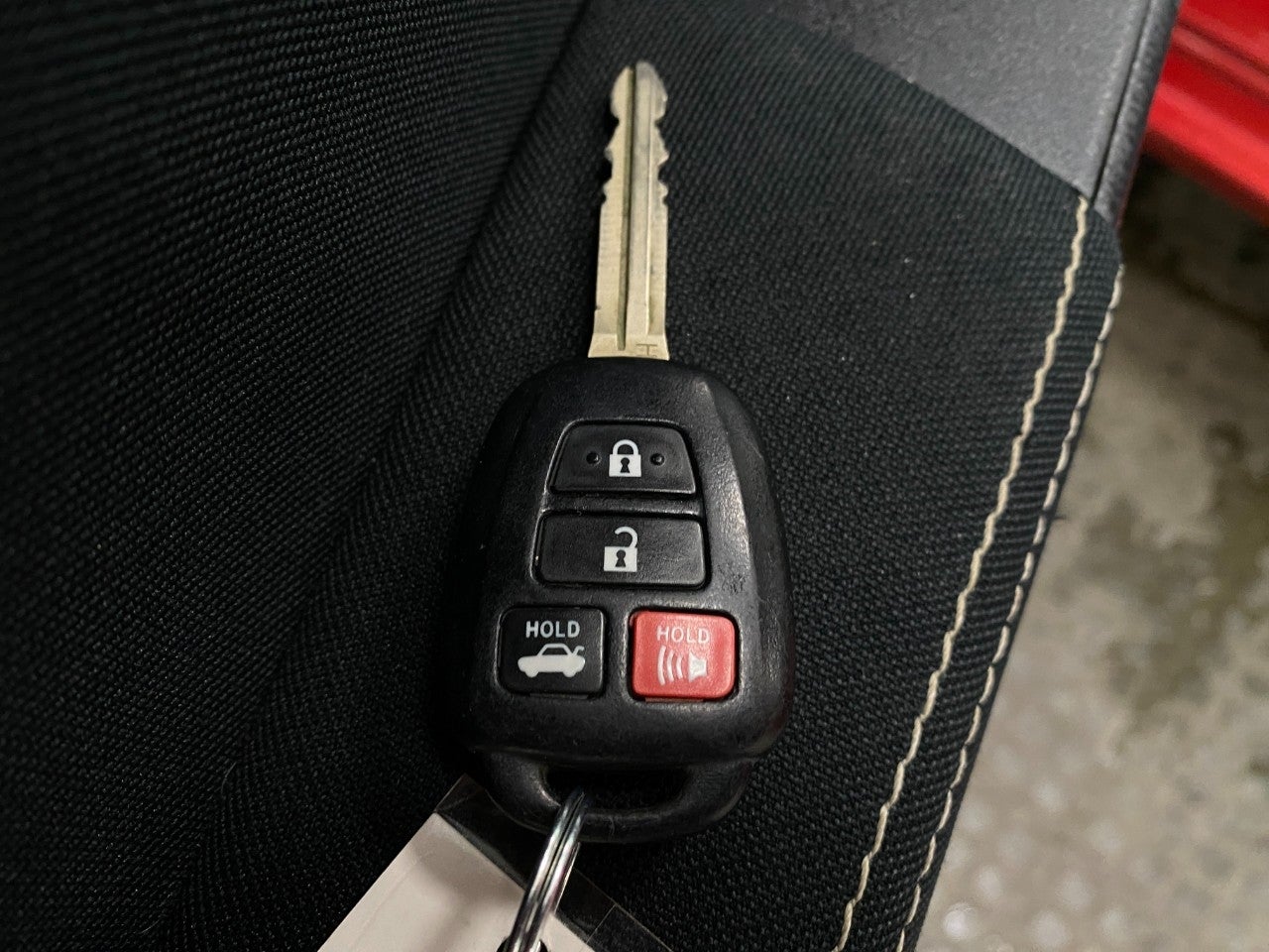 2014 Toyota Corolla 4dr Sdn Auto L