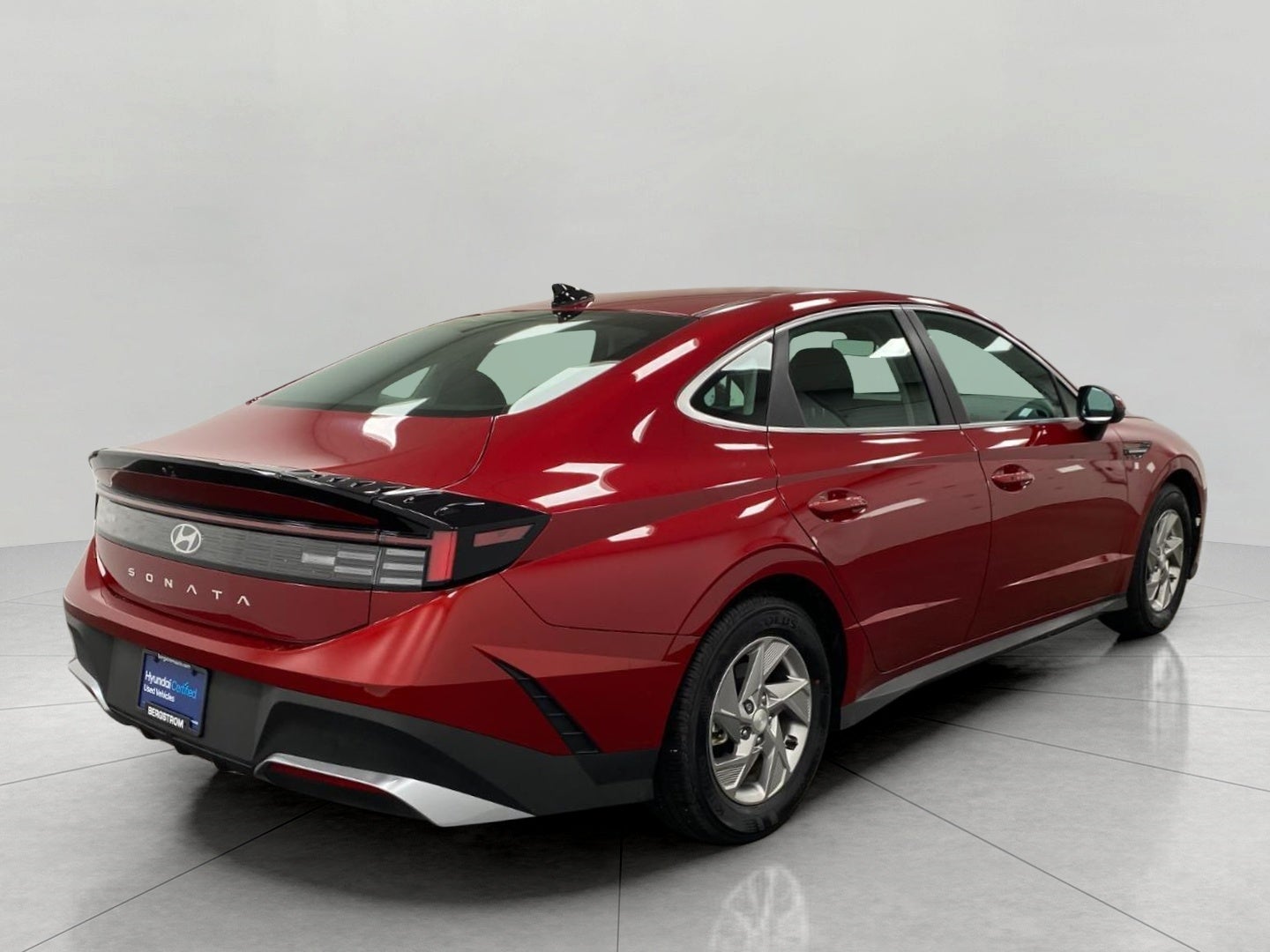 2025 Hyundai Sonata SE FWD
