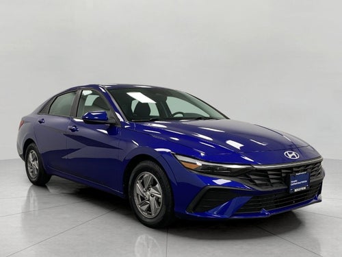 2024 Hyundai Elantra SE IVT