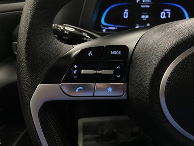 2024 Hyundai Elantra SE IVT