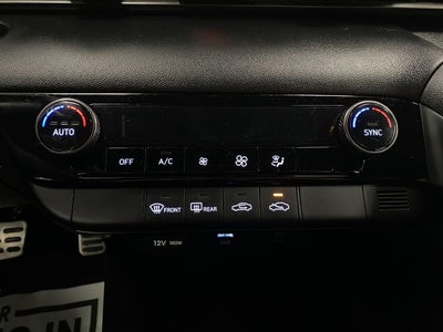 2025 Hyundai Elantra SEL Convenience IVT