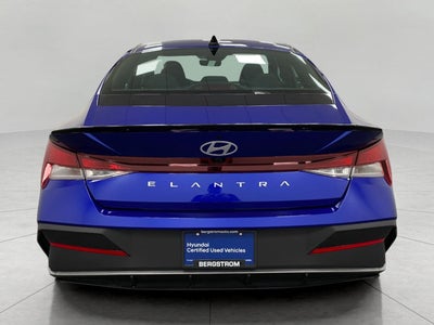 2025 Hyundai Elantra SEL Convenience IVT
