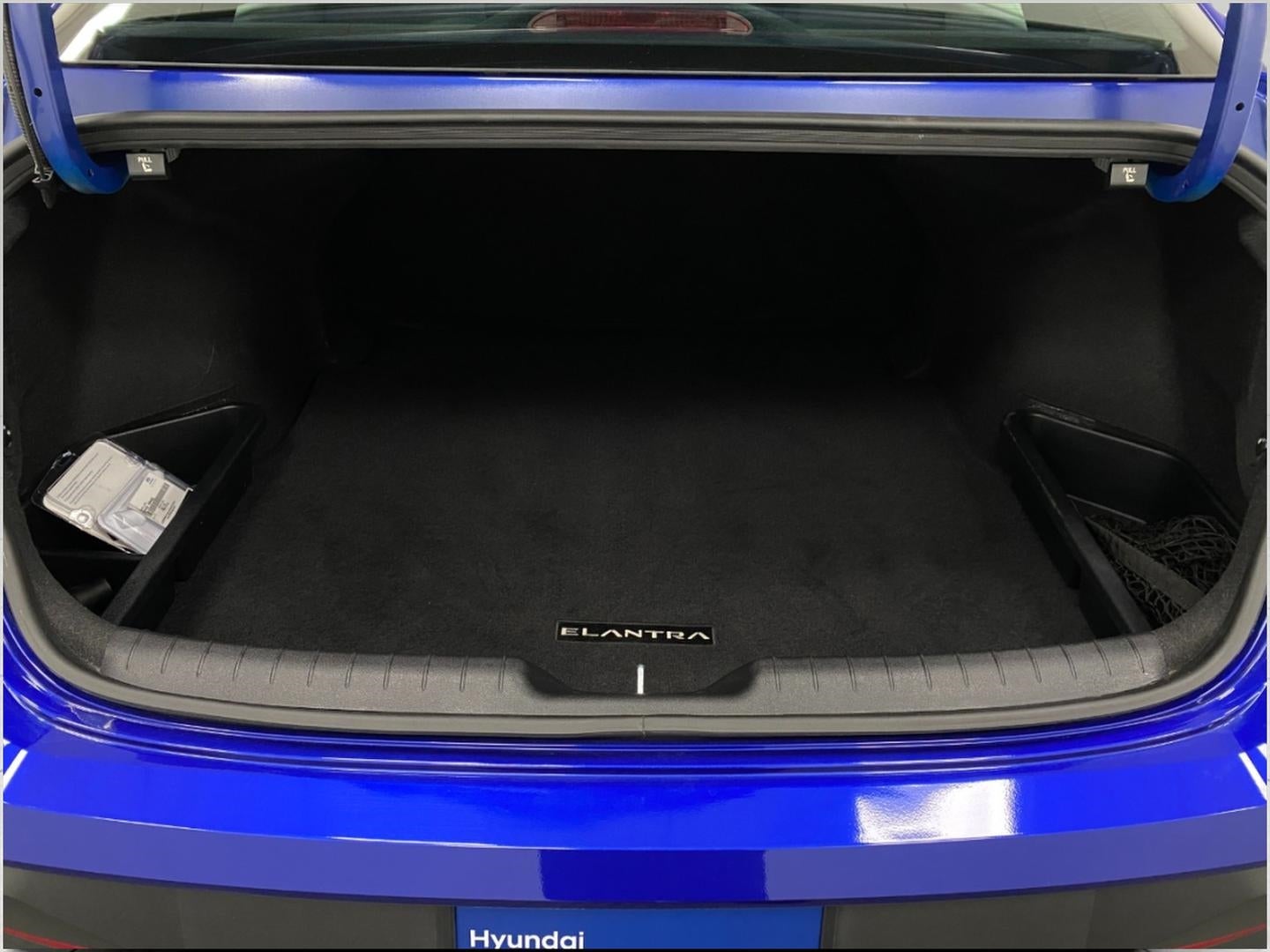 2025 Hyundai Elantra SEL Convenience IVT