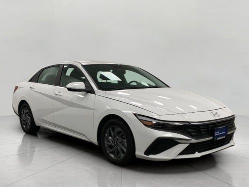 2024 Hyundai Elantra SEL IVT