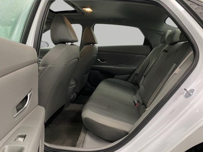 2025 Hyundai Elantra SEL Convenience IVT