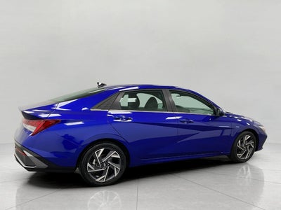 2025 Hyundai Elantra SEL Convenience IVT