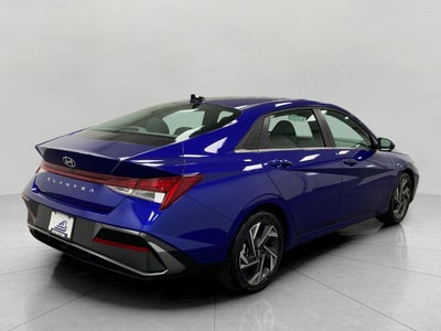 2025 Hyundai Elantra SEL Convenience IVT