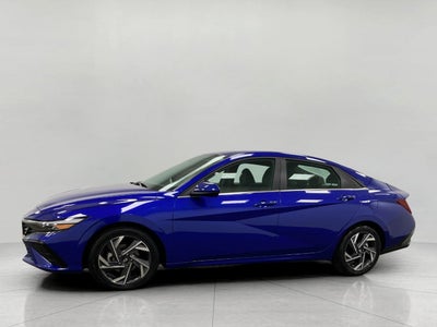 2025 Hyundai Elantra SEL Convenience IVT