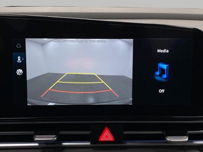 2025 Hyundai Elantra SEL Convenience IVT