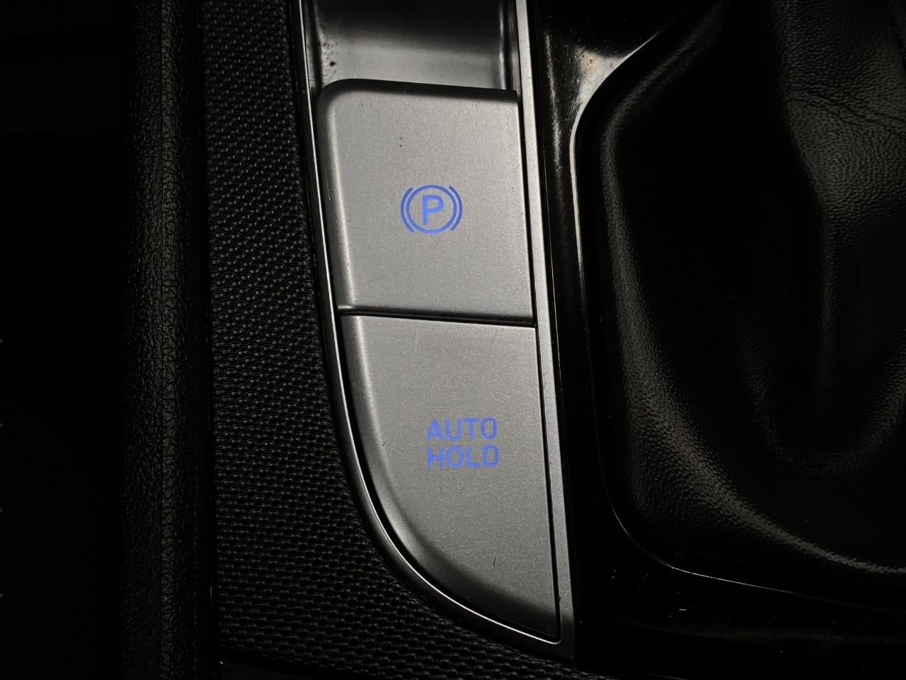 2025 Hyundai ELANTRA SEDAN