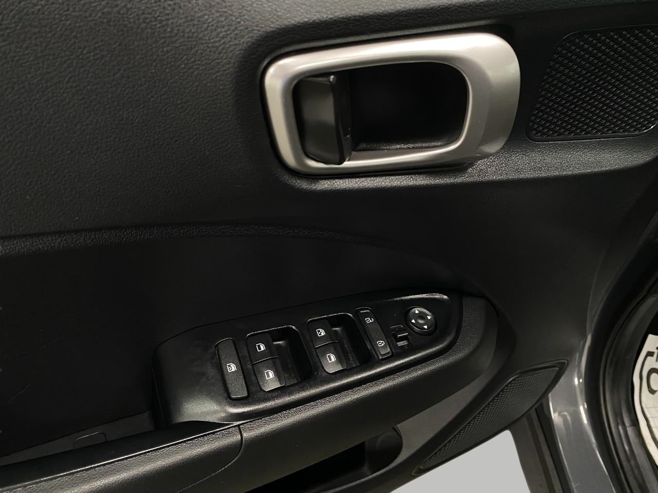 2025 Hyundai Venue SEL IVT