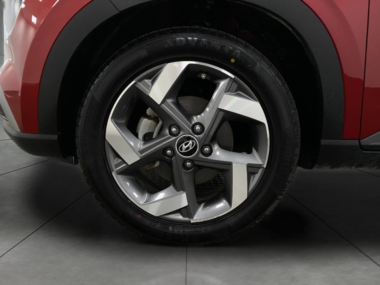 2025 Hyundai Venue SEL IVT