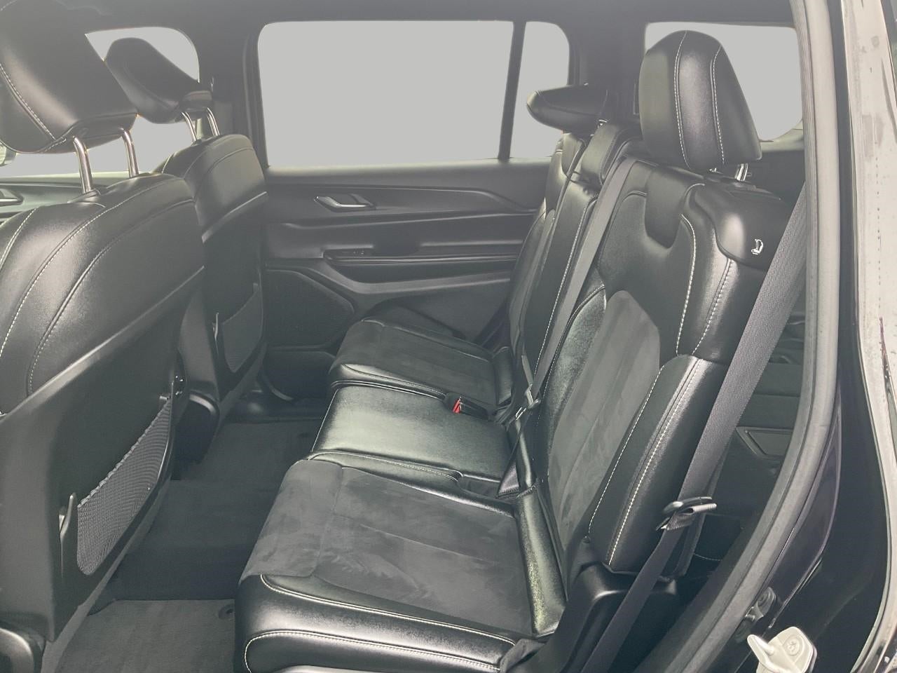 2024 Jeep Grand Cherokee L Altitude 4x4