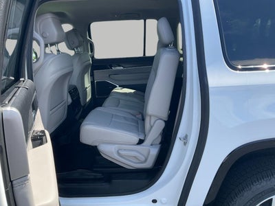 2023 Jeep Wagoneer L Series III 4x4