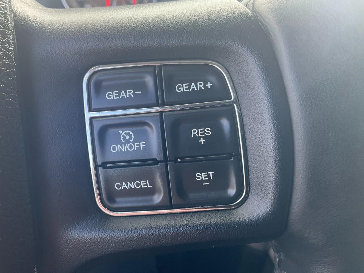 2018 RAM 1500 Big Horn Crew Cab 4x4 5'7' Box