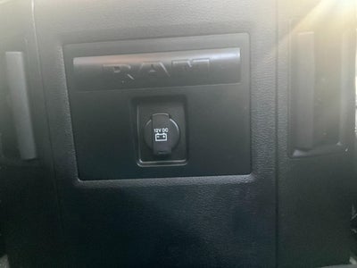 2018 RAM 1500 Big Horn Crew Cab 4x4 5'7' Box