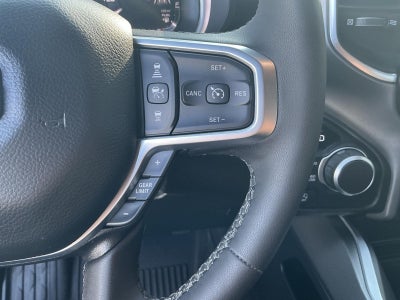 2025 RAM 1500 Big Horn Crew Cab 4x4 5'7' Box