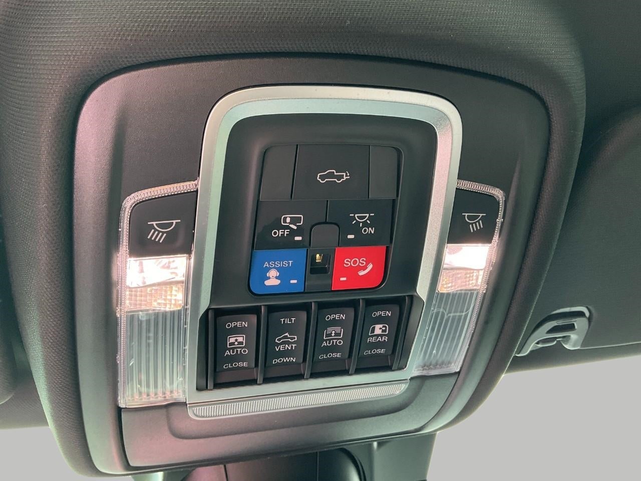 2020 RAM 1500 Limited Crew Cab 4x4 5'7' Box