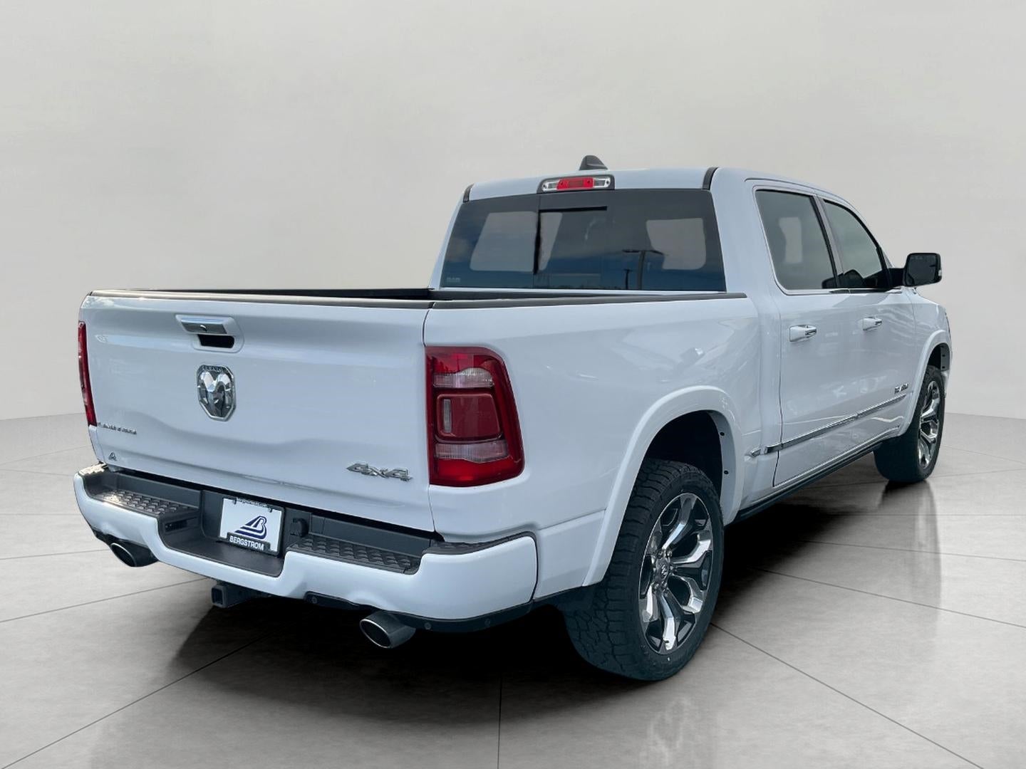 2020 RAM 1500 Limited Crew Cab 4x4 5'7' Box