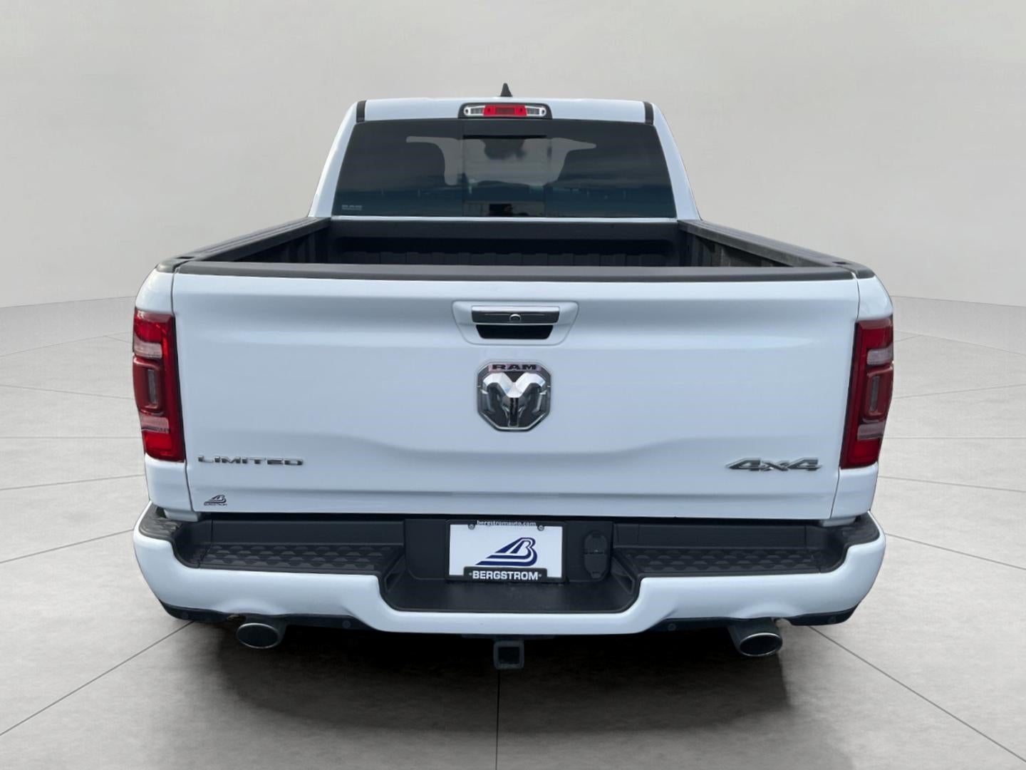 2020 RAM 1500 Limited Crew Cab 4x4 5'7' Box