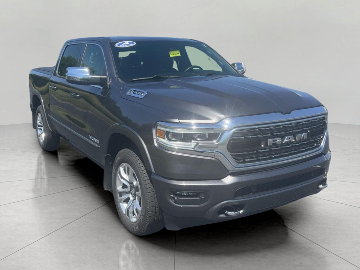 2024 RAM 1500 Limited Crew Cab 4x4 5'7' Box