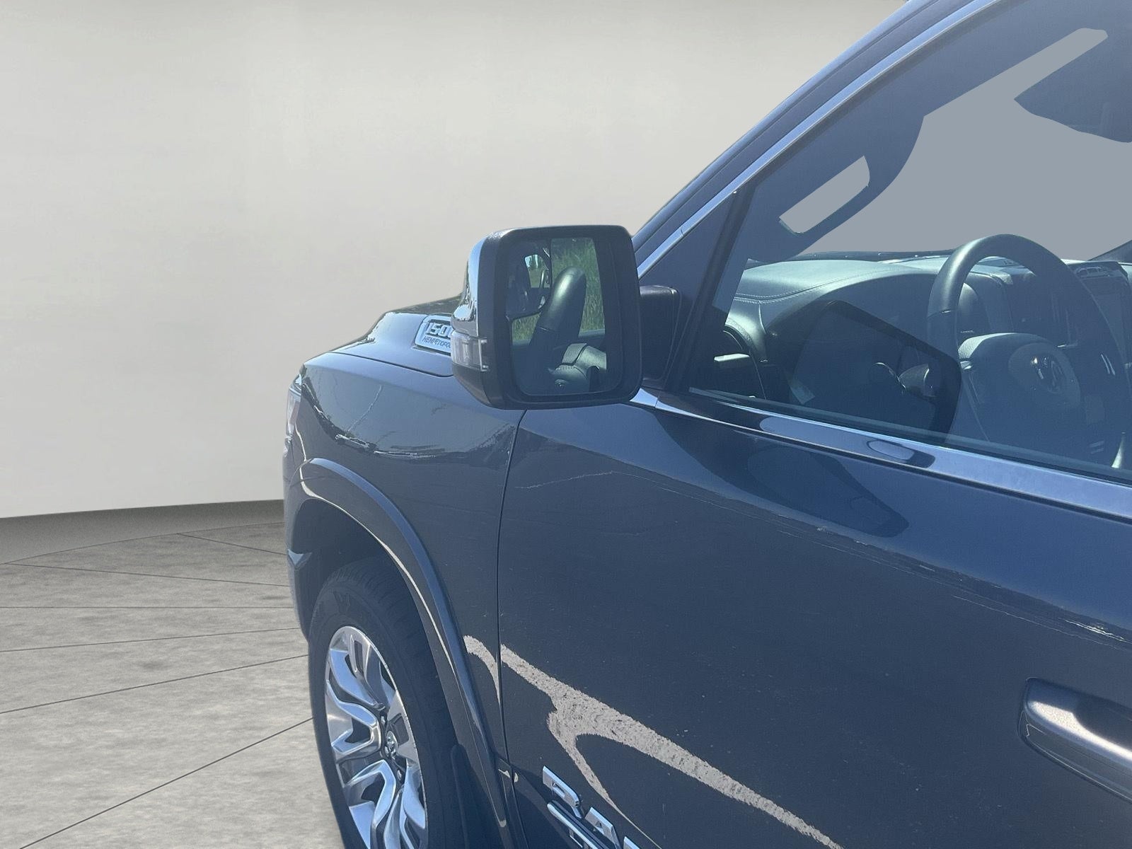 2024 RAM 1500 Limited Crew Cab 4x4 5'7' Box