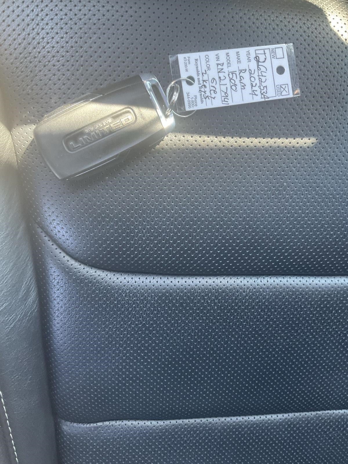 2024 RAM 1500 Limited Crew Cab 4x4 5'7' Box