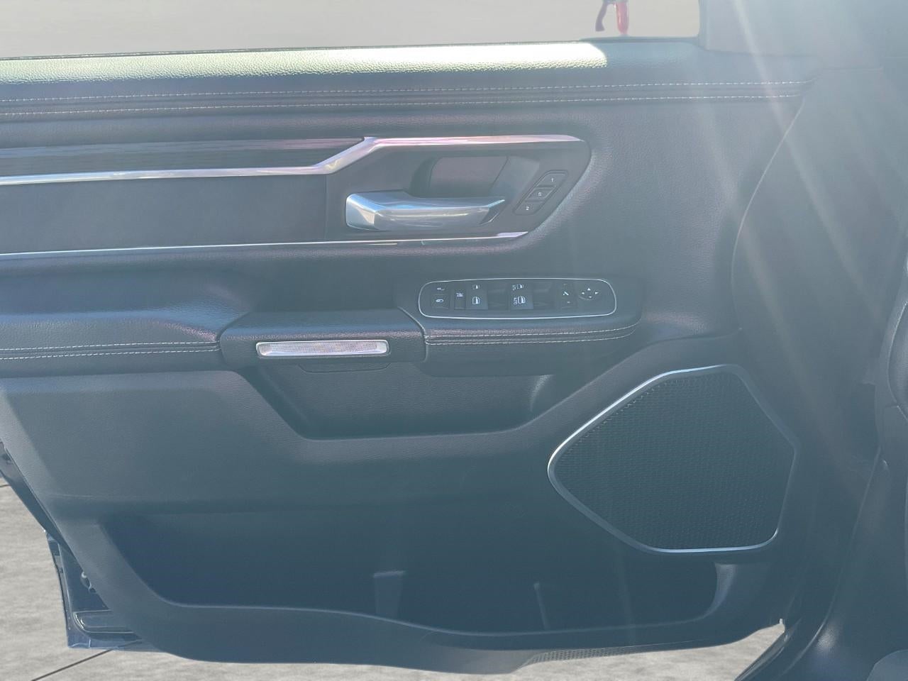 2023 RAM 1500 Laramie Crew Cab 4x4 5'7' Box