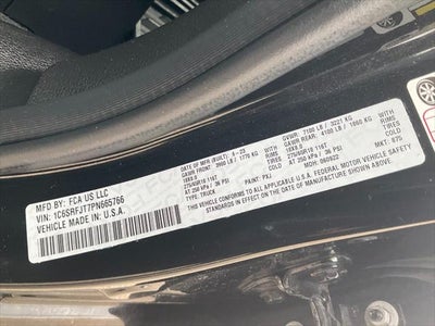 2023 RAM 1500 Laramie Crew Cab 4x4 5'7' Box