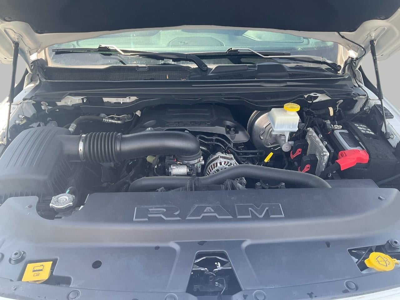 2021 RAM 1500 Laramie Crew Cab 4x4 5'7' Box