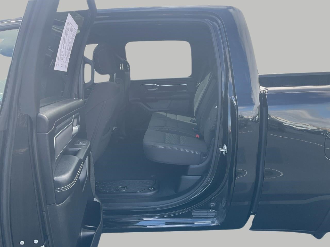 2025 RAM 1500 Big Horn Crew Cab 4x4 6'4' Box
