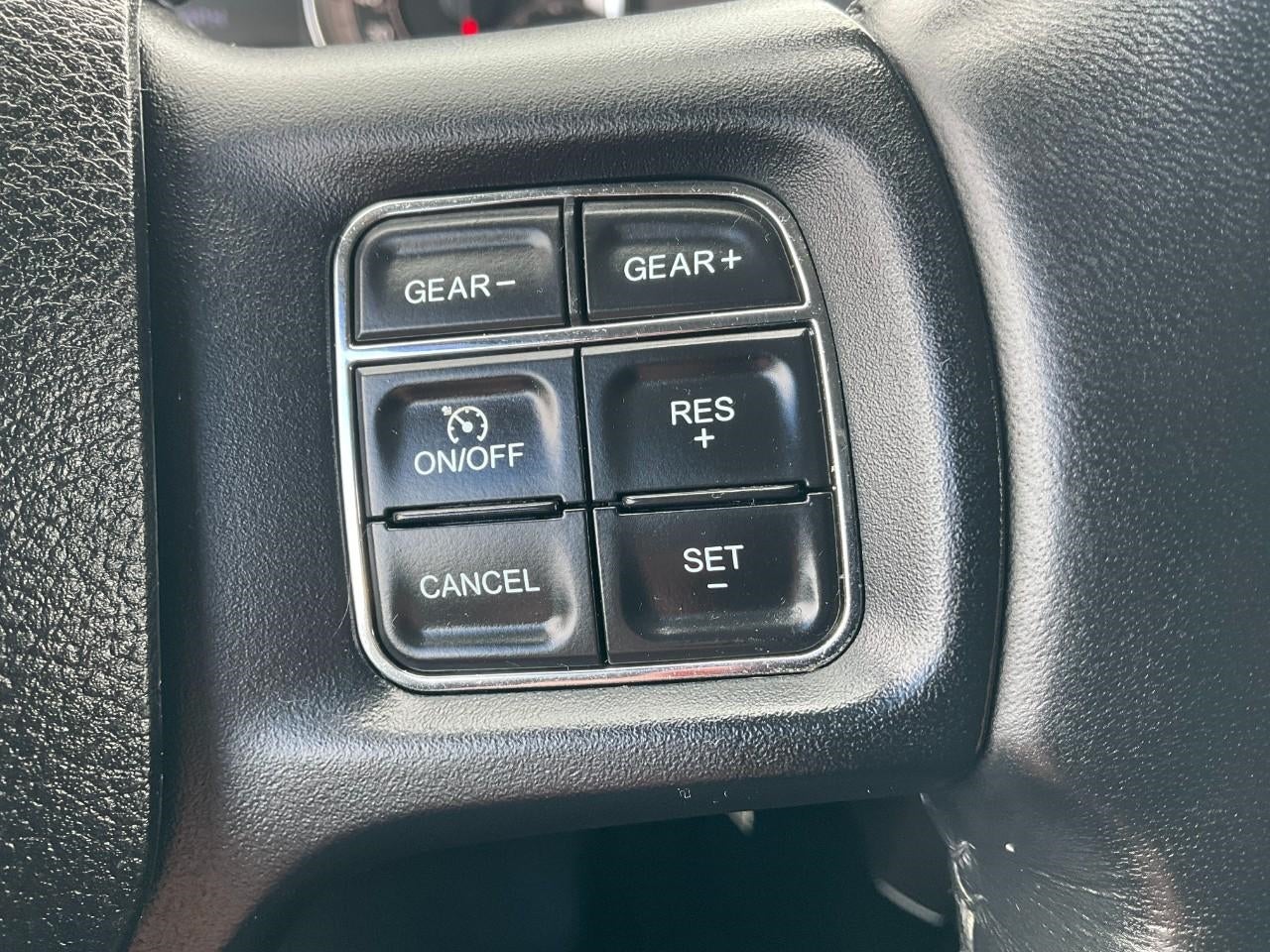 2018 RAM 1500 Big Horn Crew Cab 4x4 5'7' Box