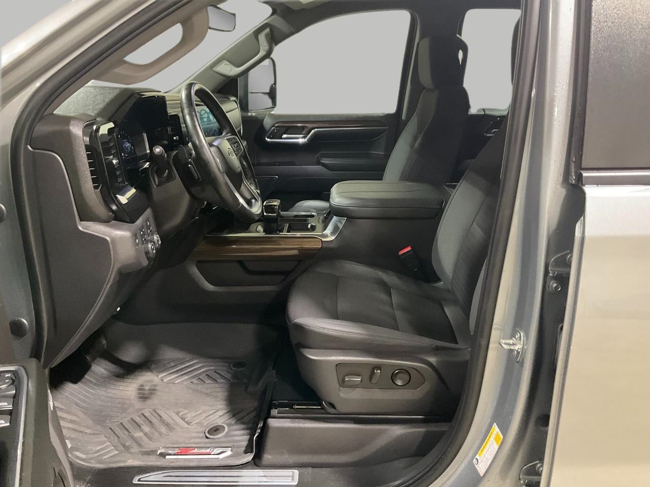 2023 Chevrolet Silverado 1500 4WD Crew Cab Short Bed LT Trail Boss