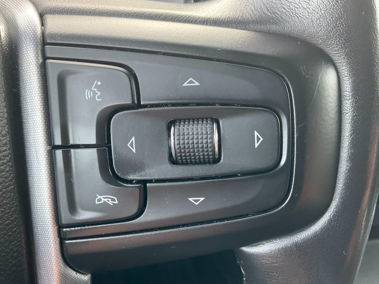 2023 GMC Sierra 1500 4WD Crew Cab Short Box SLT