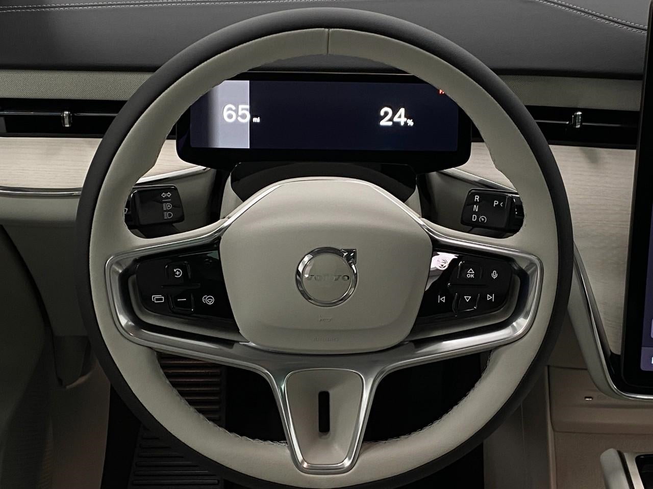 2025 Volvo EX90 Twin Motor Performance Ultra 7-Seater