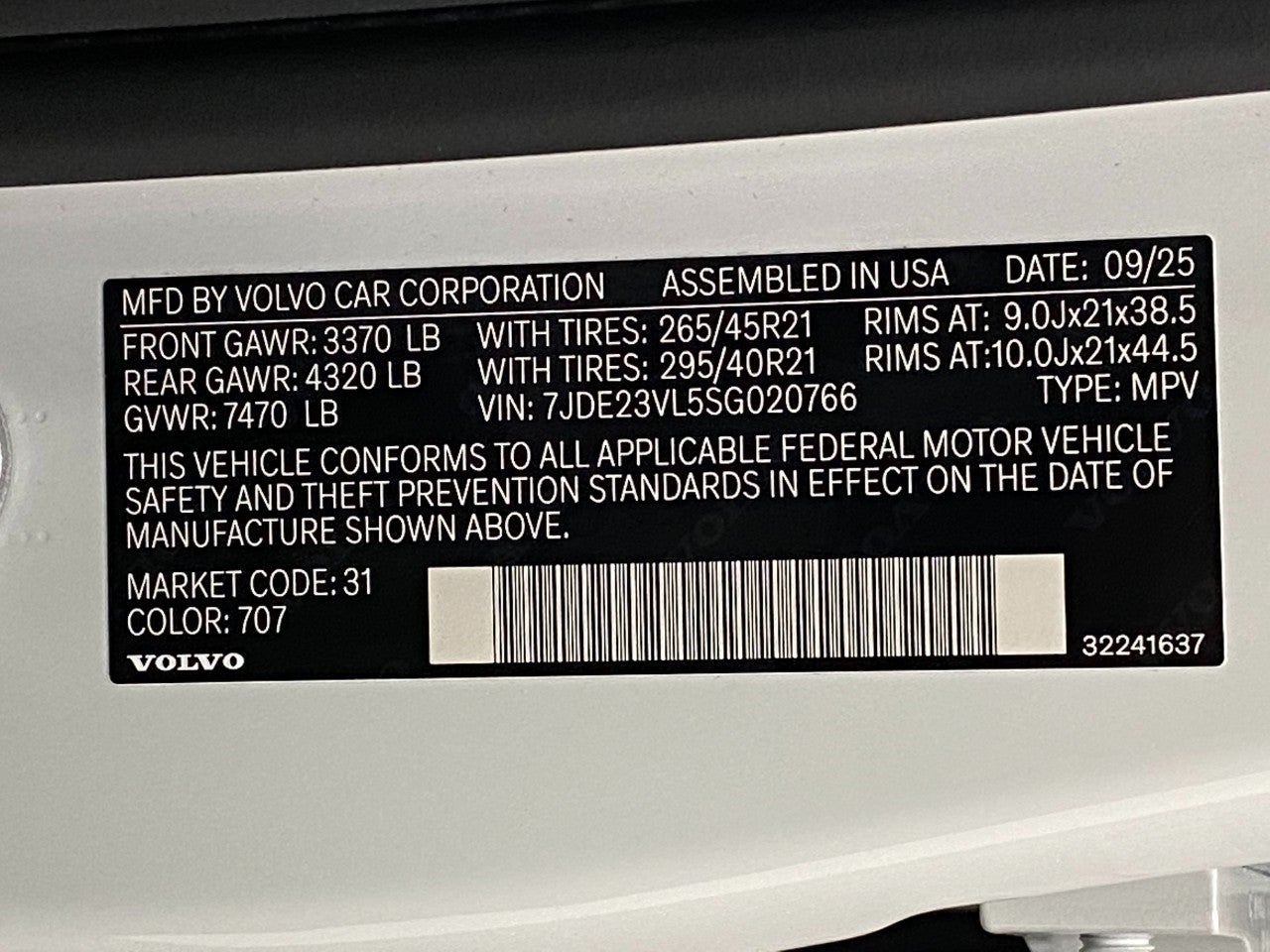 2025 Volvo EX90 Twin Motor Performance Ultra 7-Seater