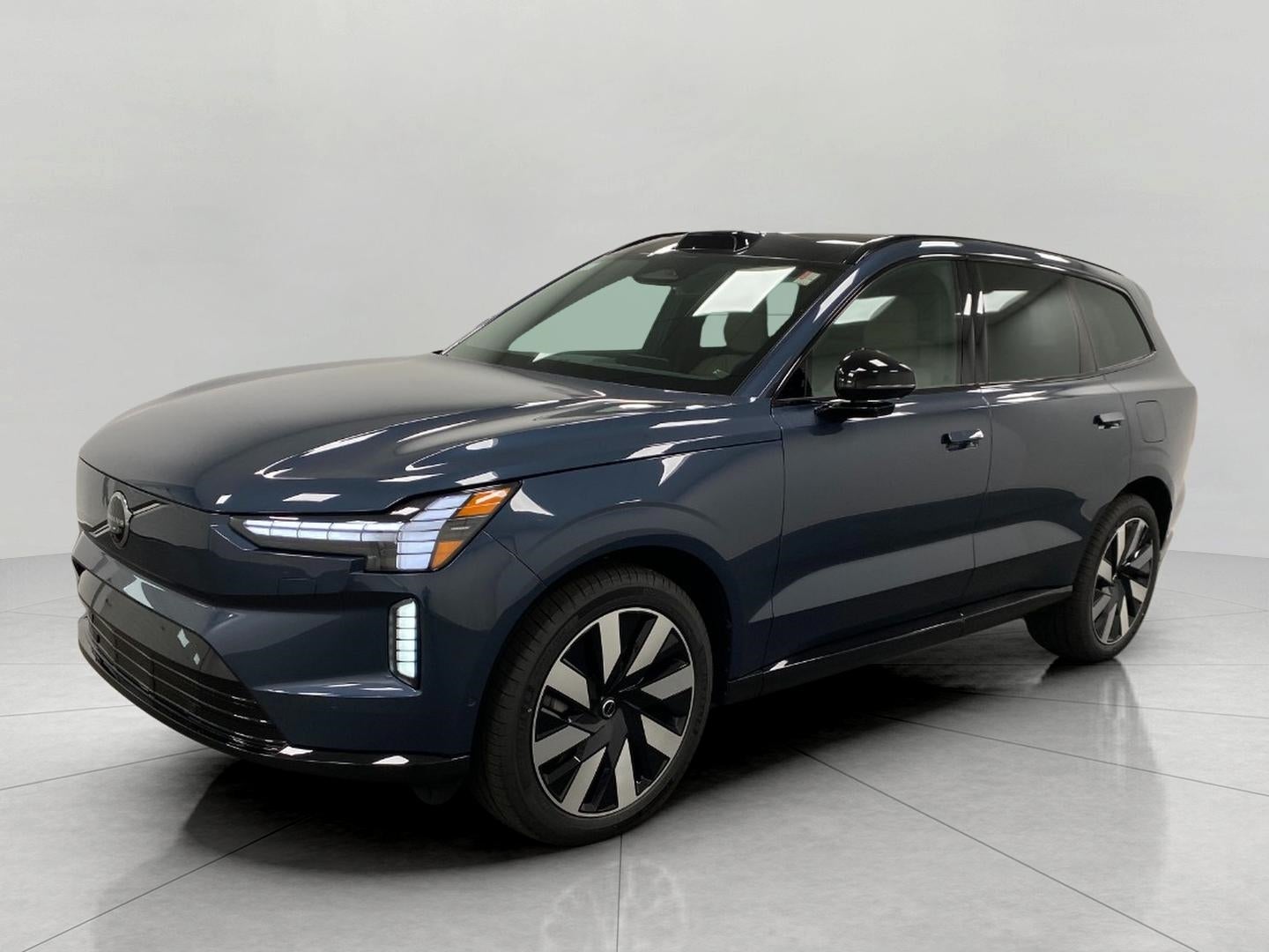 2025 Volvo EX90 Twin Motor Ultra 7-Seater