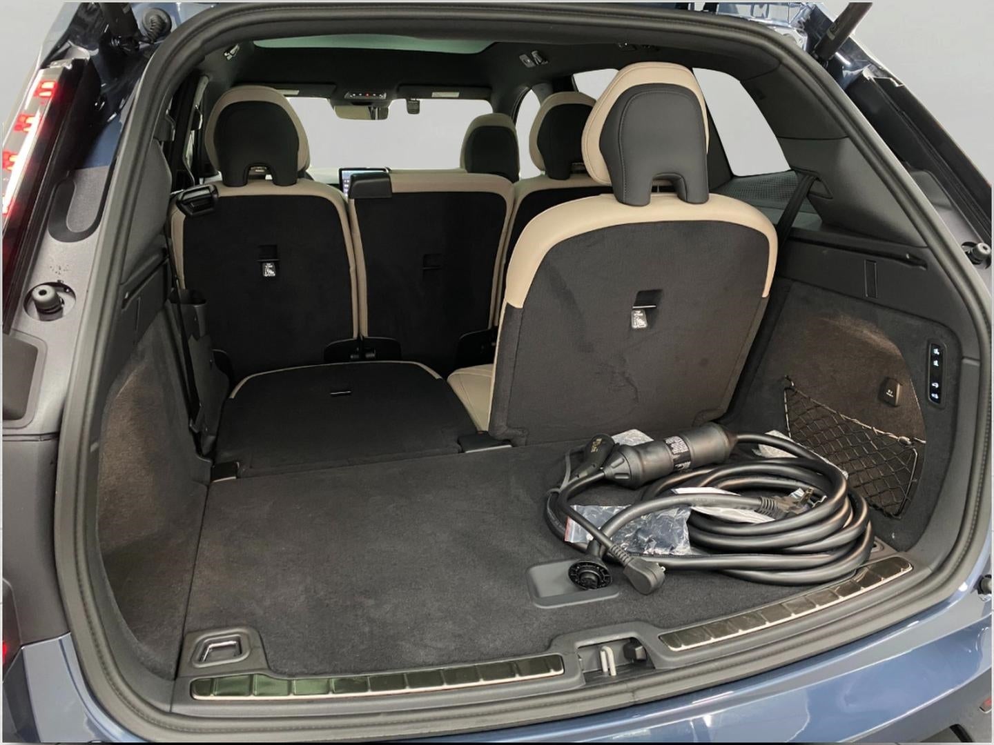 2025 Volvo EX90 Twin Motor Ultra 7-Seater